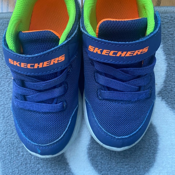 Sketchers for kids! Only worn a couple of times. - Picture 1 of 5